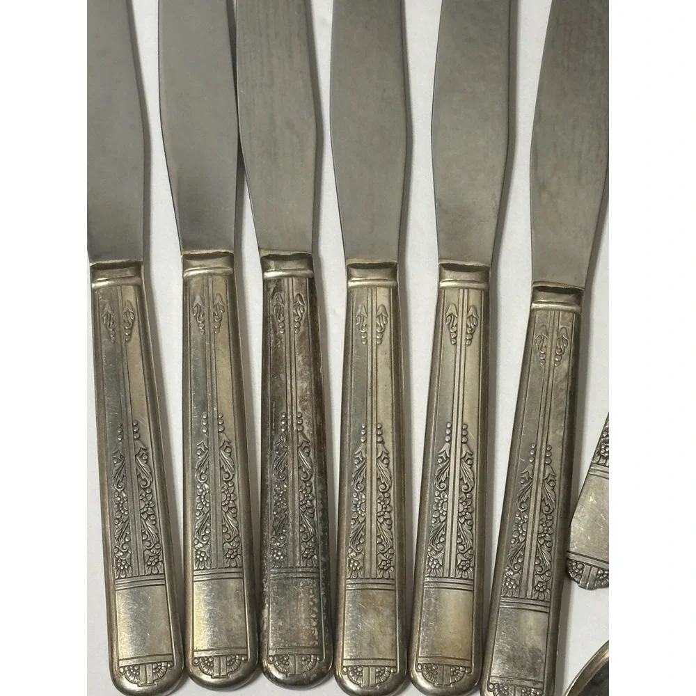 LOT OF 24PC Oakleigh Royal York Silverplate Tudor Flatware Oneida Community 1937